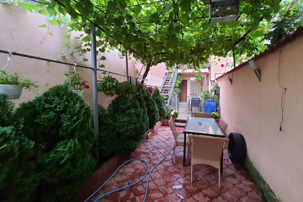 Vand Casa P+ Etaj Cartier 23 Bucuresti Sectorul 3 • OLX.ro
