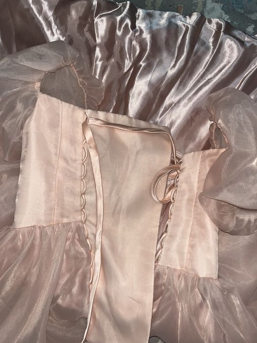 Нарядное платье женское