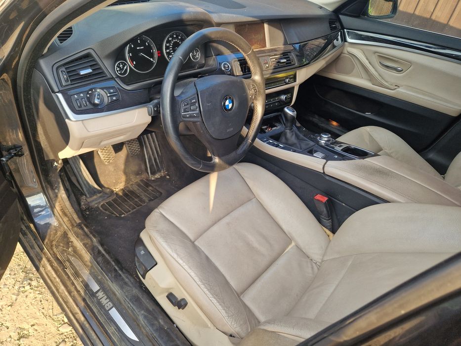 Dezmembrez bmw f10 f11 520d n47 cutie motor kit injecție interior piele crem jante r19 bara capota aripa portiera grup punte jug triple portbagaj pies