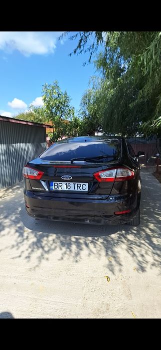 Vând sau schimb Ford Mondeo
