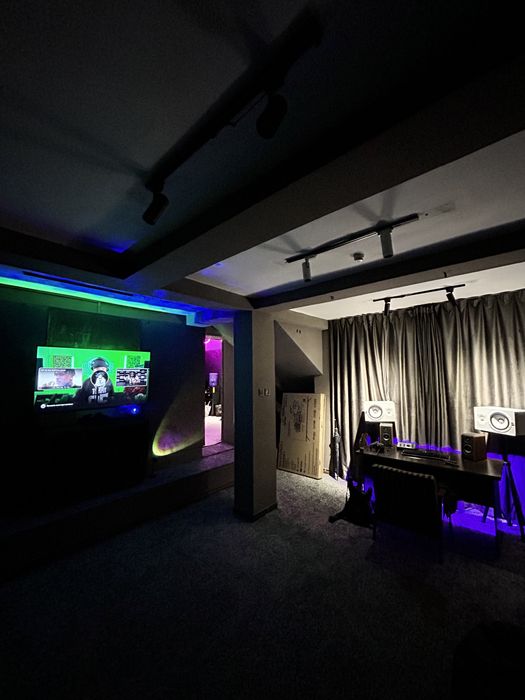 Студия звукозаписи Akai Records