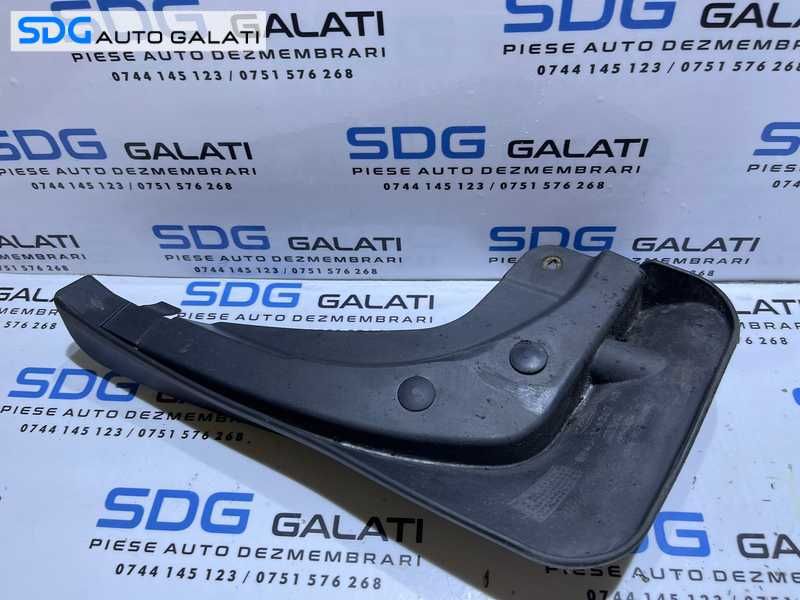 Aparatoare Protectie Noroi Roata Janta Dreapta Fata Ford Kuga 1 2008 - 2013 Cod 8V4J-16A262-AD 8V4J16A262AD
