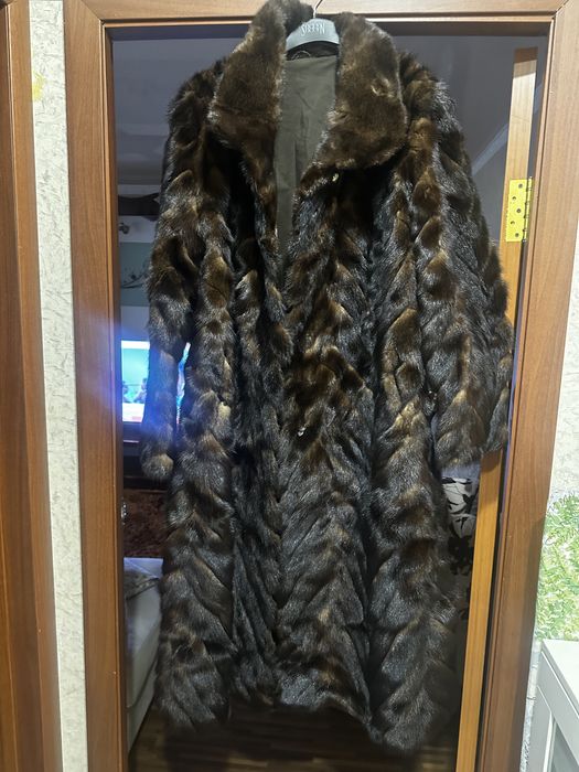 Продам шубу норковую