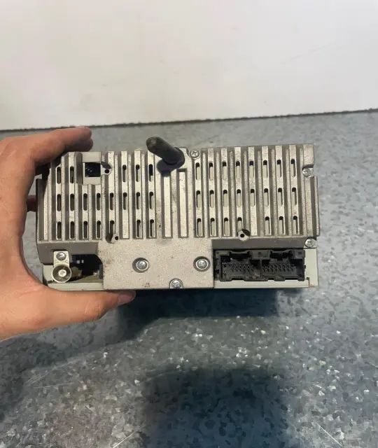 Radio cd Chevrolet Aveo 2008 1.2i MT (72 hp)