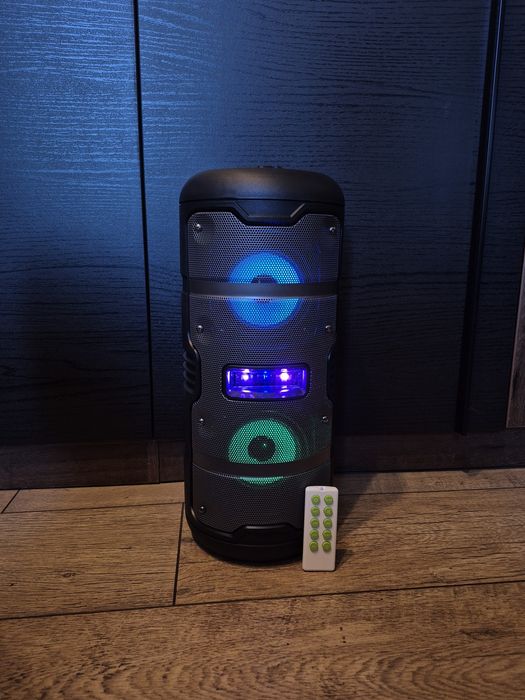 Продавам RGB Тонколона (Bluetooth)