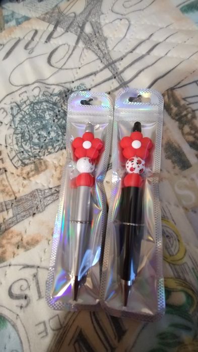 Писалки с мъниста