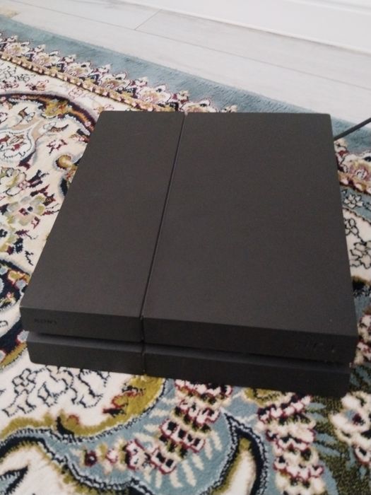 Плестейшн 4 Слим