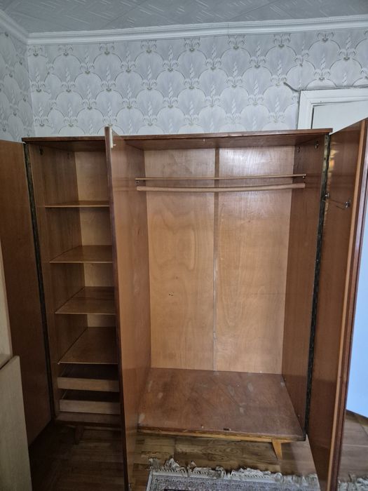 Советский шкаф в рабочем состоянии