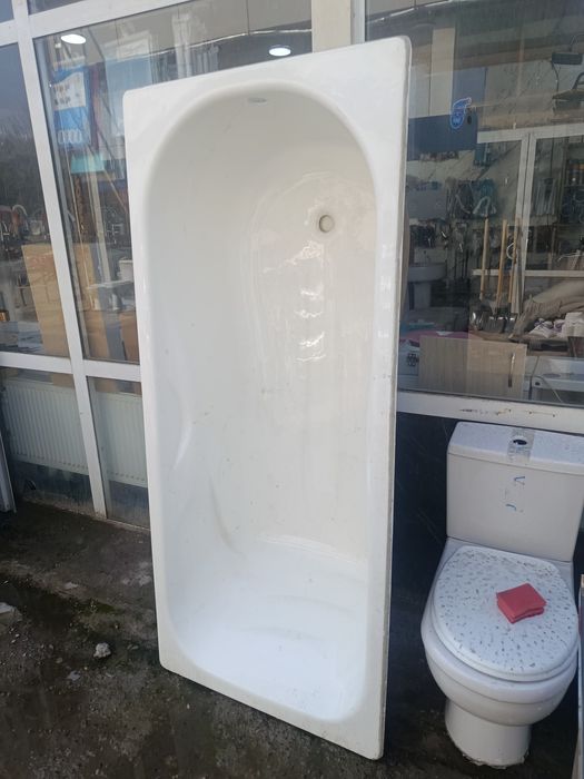 Vanna bu Chugun Ванна