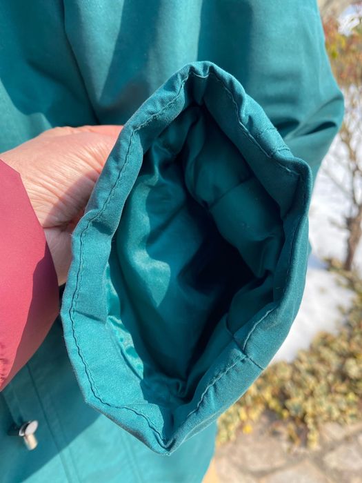 Geaca verde cu gluga