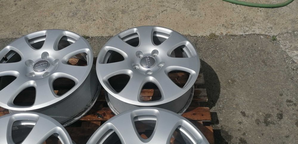 18 цола 5 х 130 мм АУДИ Кю7 / Порше Кайен / Фолксваген Туарег