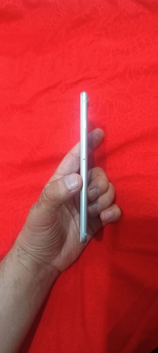 Iphone 7 plus sotiladi