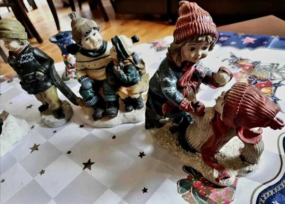 Коледни фигурки от полирезин