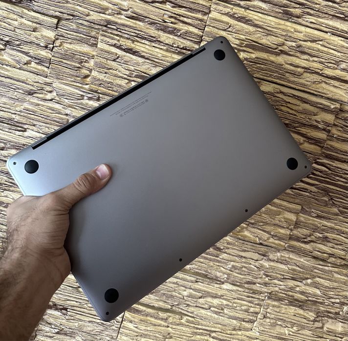 MacBook Pro 13 M2 2022, 16/512GB