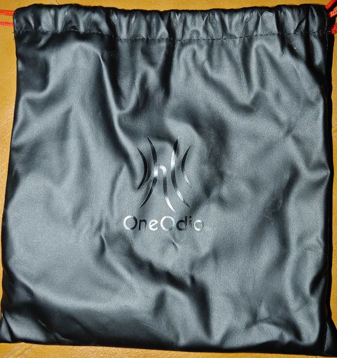 OneOdio Fusion A70 - 20 Hz - 40 kHz - si cu fir + si wireless, nou