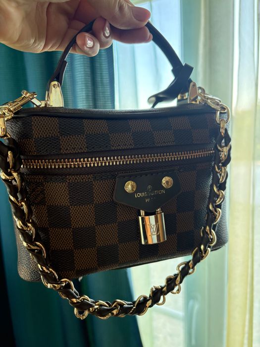 Дамска чанта Louis Vuitton