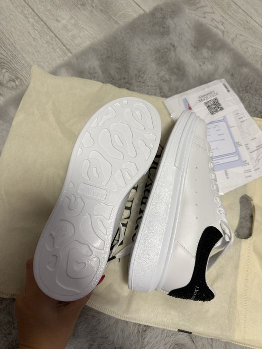 Дамски кецове McQueen