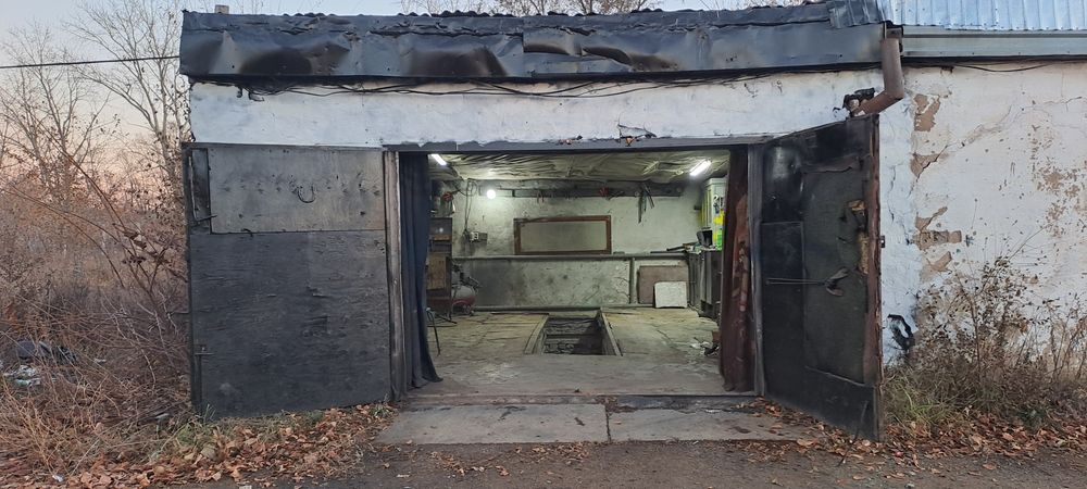 Продам гараж в п.Бурабай
