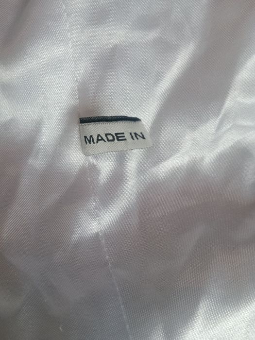 Куртка сатылады күзгі жұқалау