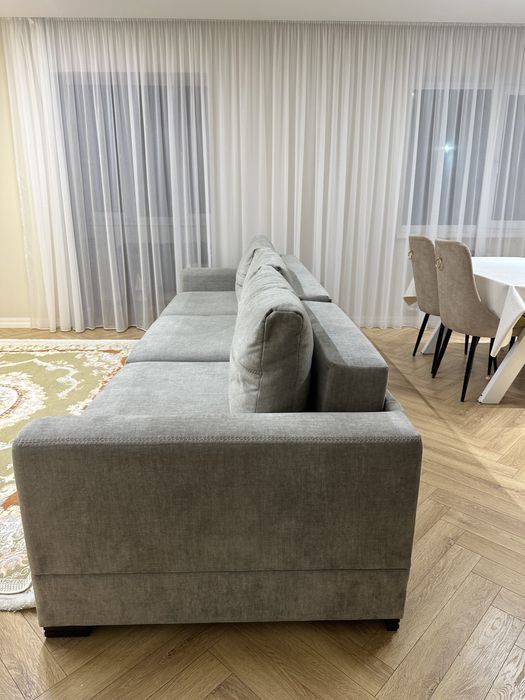 Продается диван для гостиной