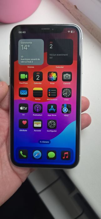 vand ,schimb  iphone xr utilizat dar in stare buna