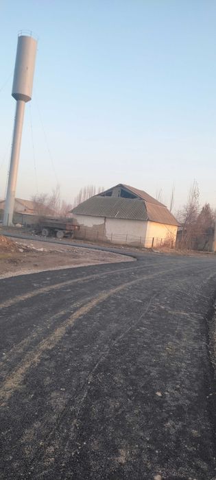 Продам участок 13 соток с домом!дом в черновом отделке 2 комнаты!