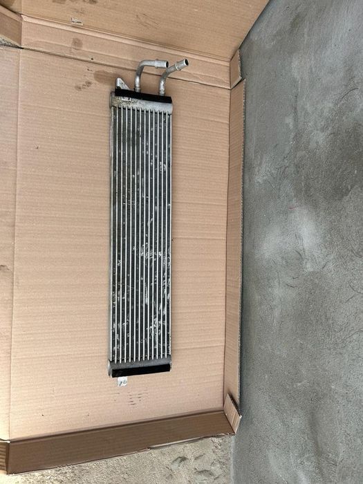 Radiator bmw M5 F90 M8 F91 F92 F93  550i 850i
