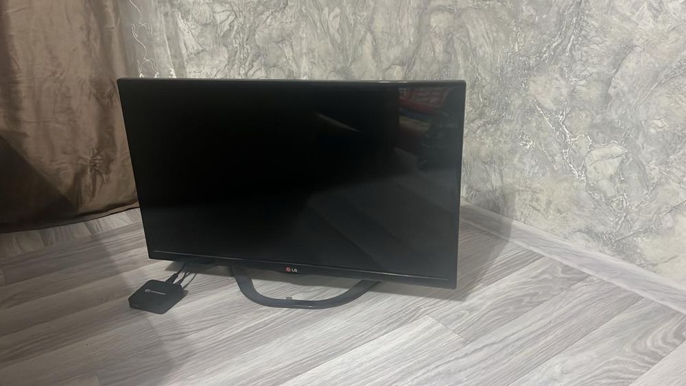 Телевизор LG.    В  рабочем состояниии