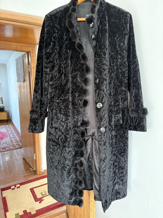 Продам пальто в отличном состоянии