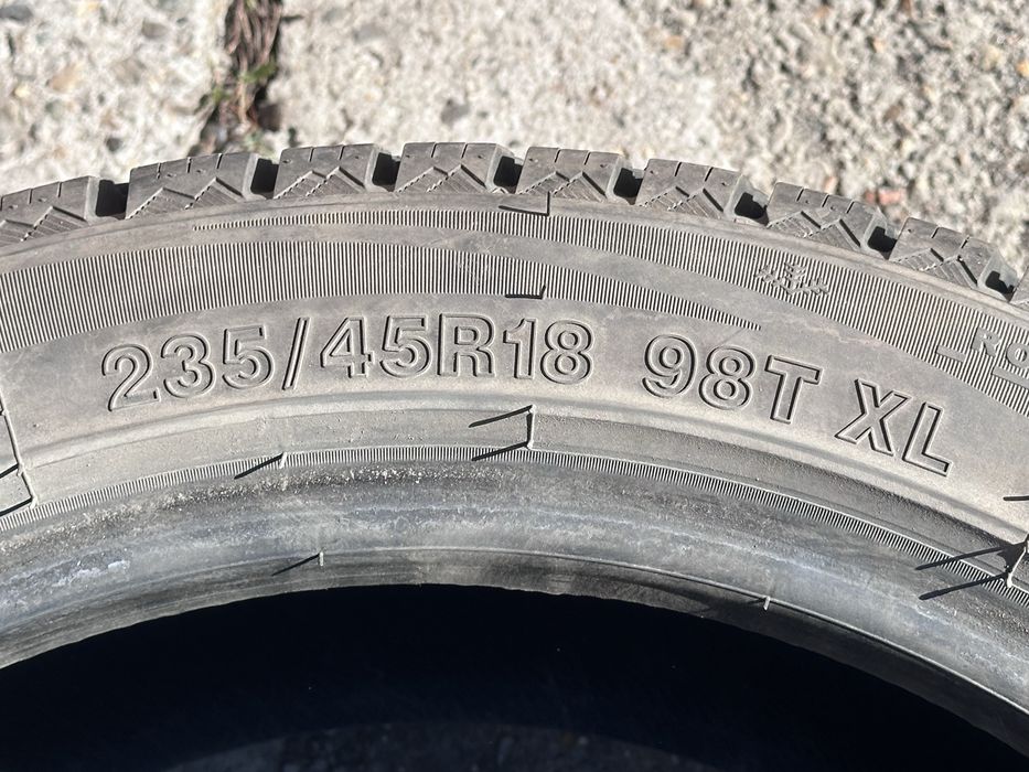 Зимняя резина 235/45 18 ZMAX