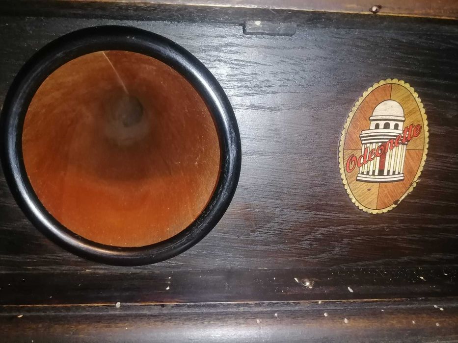 Gramofon Original marca ODEON model ODEONETTE anii 1900