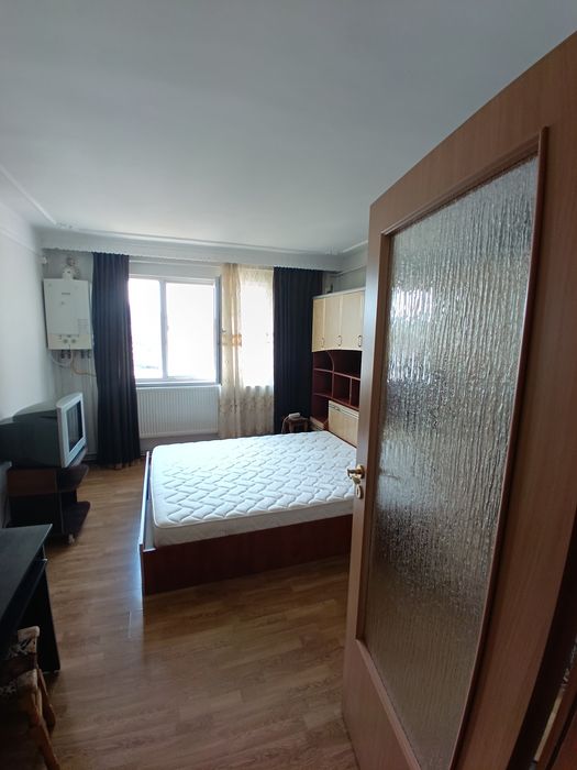 De închiriat garsoniera