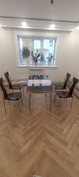 Продам стол со стульями
