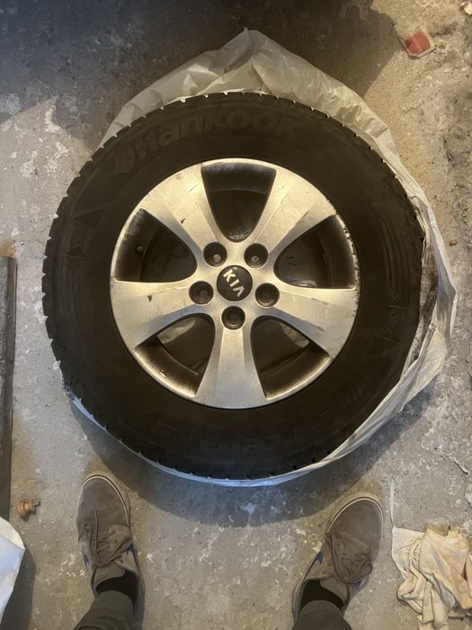 Джанти КИА 15’ със зимни гуми hankook