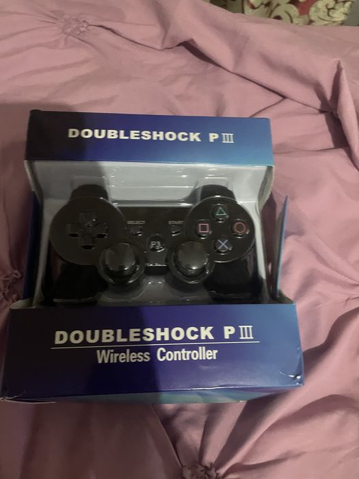 cand controler ps3 nou