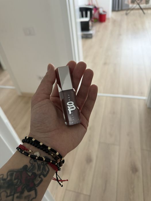 Fenty gloss bomb oil