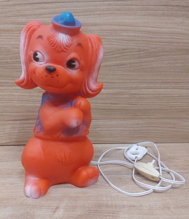 Ретро гумена играчка лампа от 1960-1970г.
COMBEX, made in England.