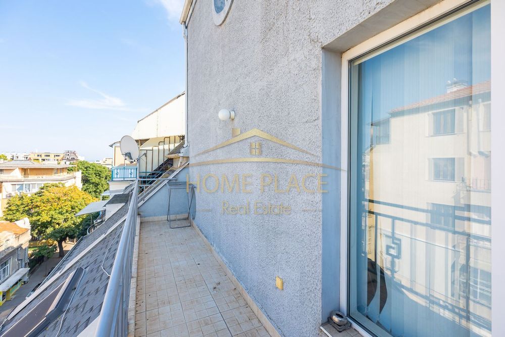 Дава се под наем Четиристаен апартамент в Варна, Център - 150 кв.м за 1530 € - Снимка #12