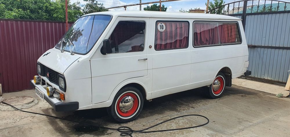 Продам авто РАФ 2203