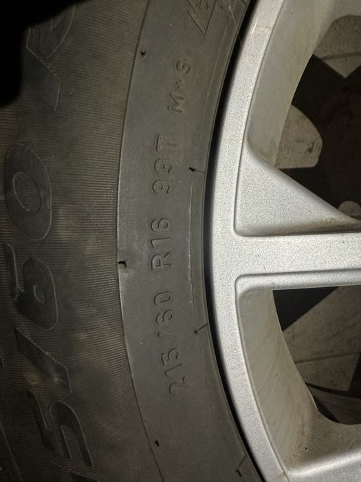 Резина зимняя в сборе