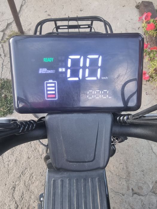 Продам электрический скутер