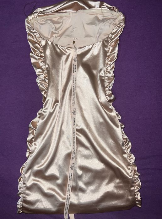 Rochie de satin  din OH POLLY  culoare champagne /somon marimea s/xs