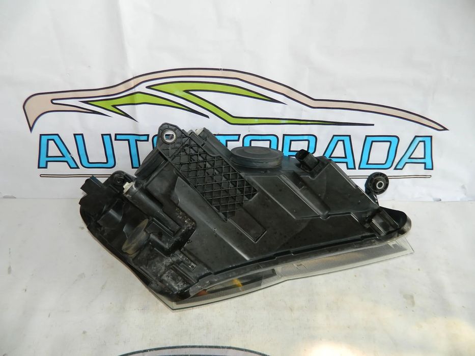 Far stanga halogen Skoda Superb Facelift 2019-2022 cod 3V1941015