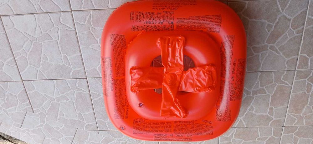 Colac de apă pentru bebeluși marca ItsImagical