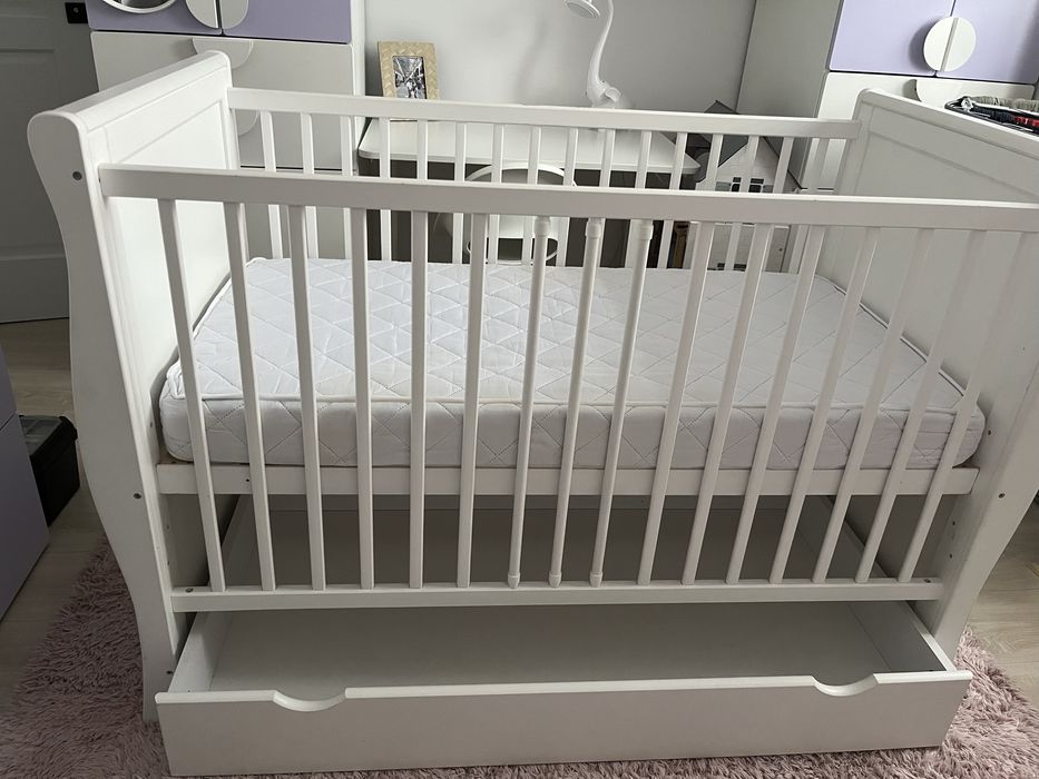 Vand patut bebe transformabil in bancheta