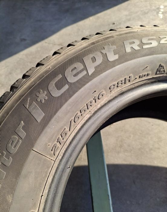 4 Anvelope  de iarnă 215 65 r16 Hankook