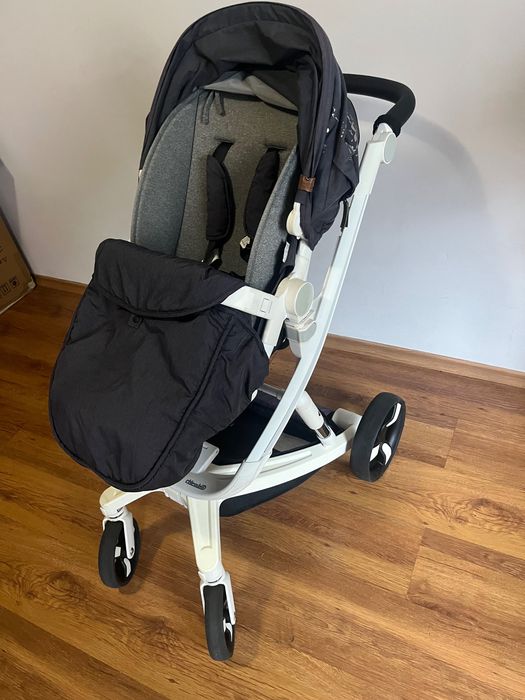 Chipolino Бебешка количка Електра 3 в 1 черна рама сребро