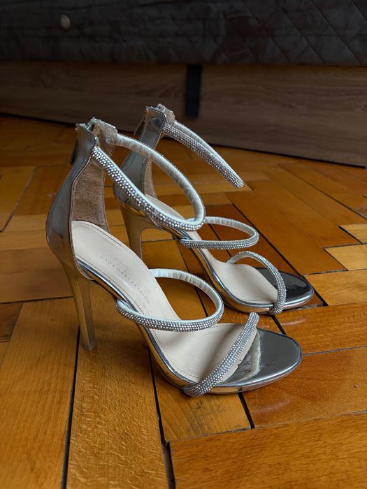 Сребърни токчета с камъни