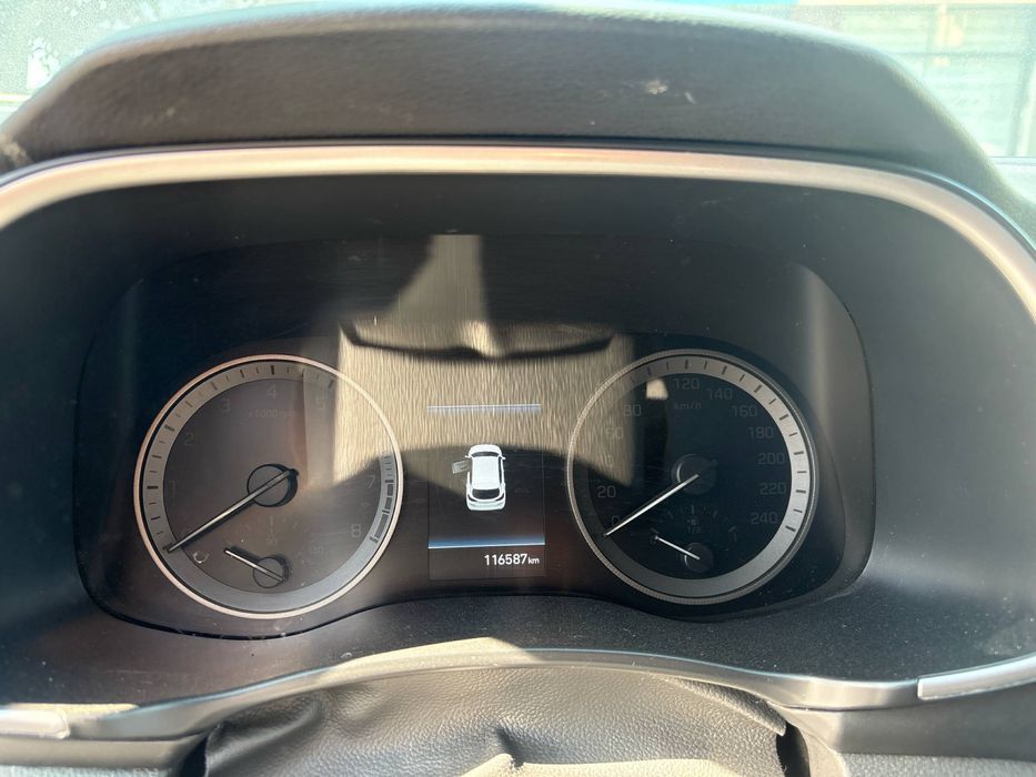 Hyundai Tucson full
