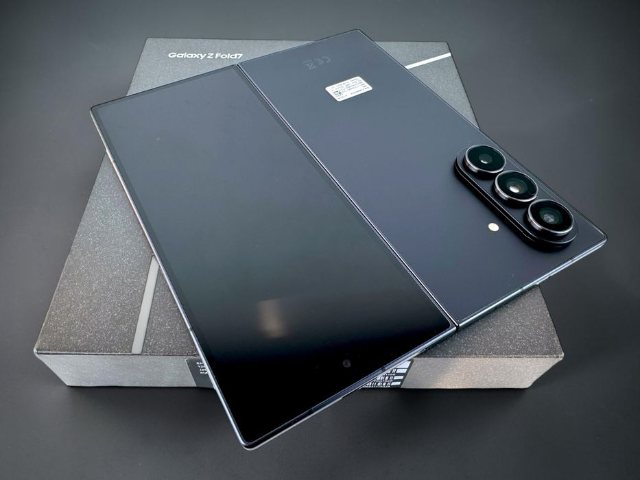 Samsung Galaxy Z Fold 7 5G 512GB Black Отличен! 2г. Гаранция!